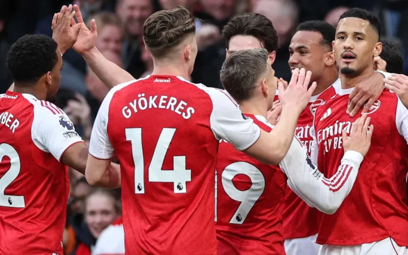 ميكا ريتشاردز يضع أرسنال تحت الضغط قبل منافسات دوري أبطال أوروبا المقبلة